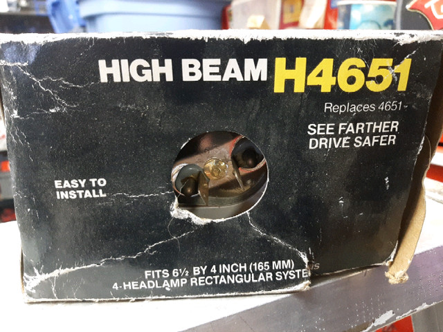 H4651 halogen headlamp high beam in Other Parts & Accessories in Trenton - Image 2