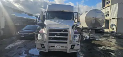 Very clean ready to go to work. 416 770 2734