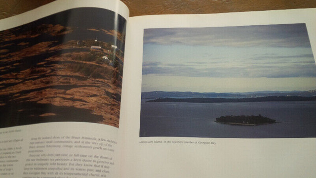 Book: Georgian Bay, Coffee-Table-Sized Book, 1992 in Arts & Collectibles in Stratford - Image 3