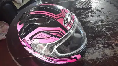 GMAX Closed face helmet size large, View more