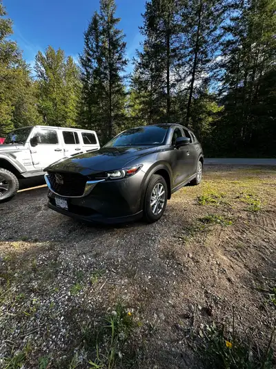 Private sale Cx5 gs with comfort package, heated seats and steering wheel, power windows and locks,...