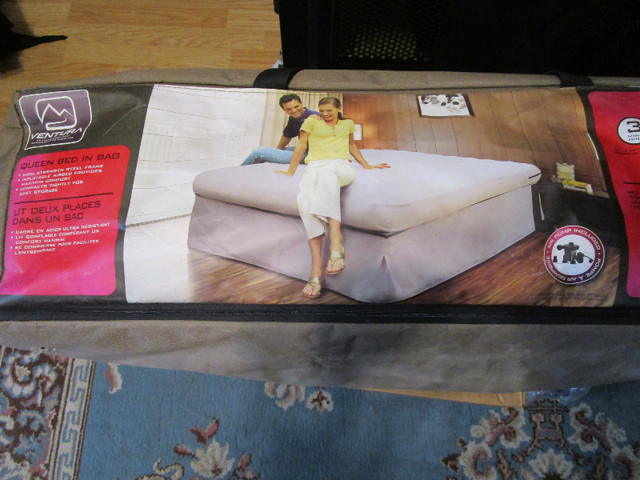 Ventura Delux Queen Size Bed in Bag - Complete in Bedding in Ottawa