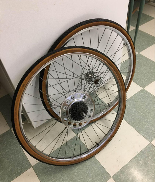 Vintage 24 inches tyres on rim (made in Japan)with 5 cassette in Frames & Parts in Markham / York Region