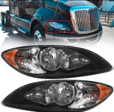 International ProStar Halogen Headlight Set 2008 to 2016 *Located in Niagara* This is a very nice pa...