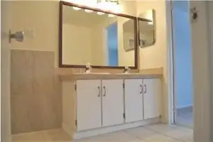 Kanata: Townhouse for rent 3+1Beds - 1.5Bath newly renovated