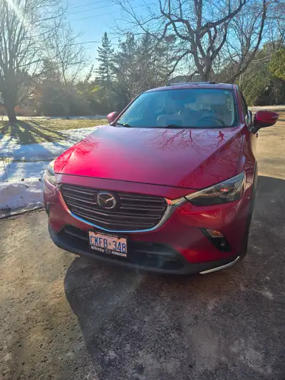 Excellent on Gas. Fully loaded.power windows,doors,locks,sunroof.naviagtion and bluetooth systems,al...