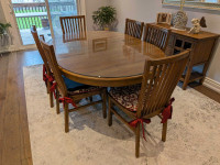 Dining room table for 6/4 persons w/ chairs