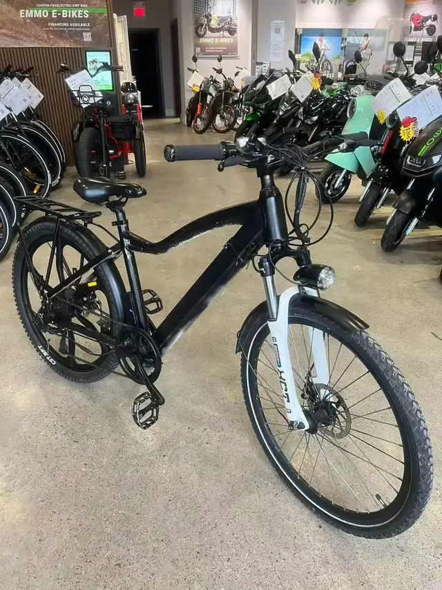 Second-Hand EMMO Monta - Black & White | Final Sale $299 Only!!! in eBike in City of Toronto - Image 3