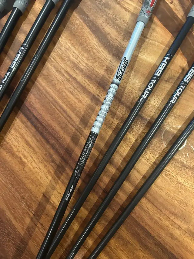 Titleist T-100s 4-pw plus a 48 degree t-100s wedge with the set in Golf in Ottawa - Image 10