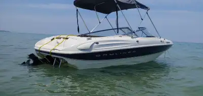 1999 Bayliner Capir 1850 3.0 L engine 4 cylinder I had the boat for 5 season the runs great no probl...