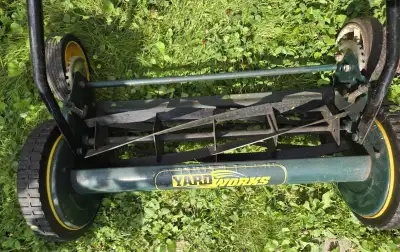 YARDWORKS REEL LAWN MOWER - Needs wheel repair, View more