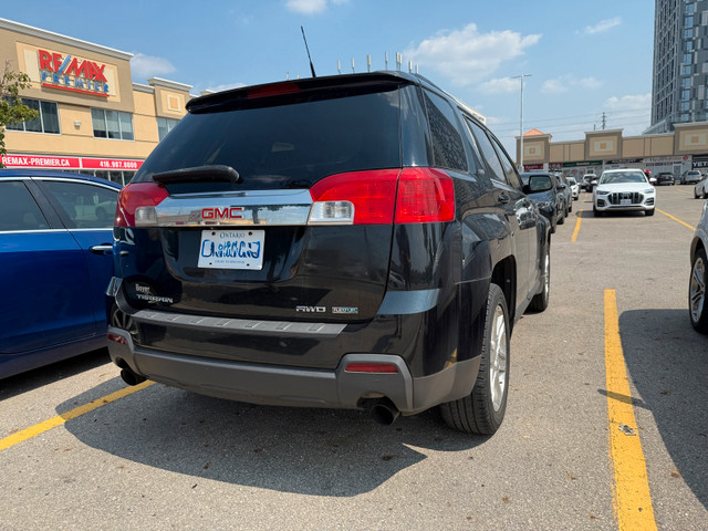 2011 GMC Terrain SLT (AWD), V6 in Cars & Trucks in Markham / York Region - Image 3