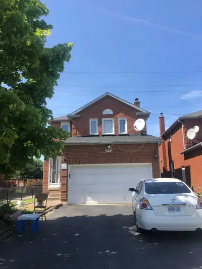 2 BEDROOMS(IN SHARING/Boys) on upper floor is Available for rent in a 4 bedroom corner lot & Ravin h...