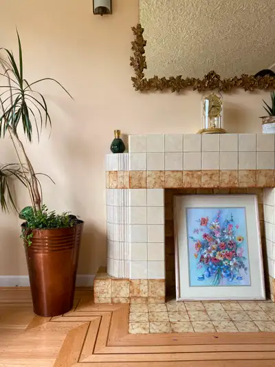 Newly renovated house near Commercial Drive! Entire Main 1st Floor Rent: 2 Bedroom + 1 Bath + Living...