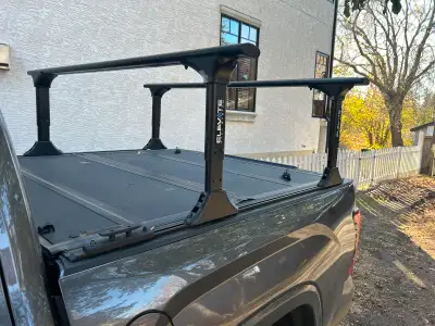 Elevate Rack and rails for 3gen tundra Short box 5.5 Rack has paint peeling and bubbling