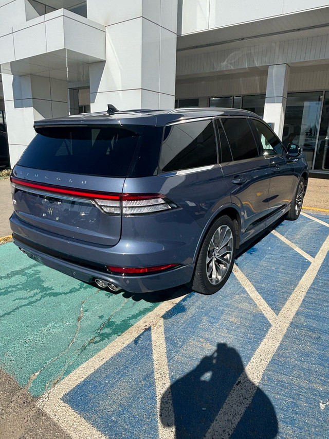 2021 Lincoln Aviator Grand Touring PHEV in Cars & Trucks in Edmonton - Image 4