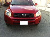 parting out the 2007 Toyota Rav4 AWD 2.4L for PARTS!! Red in col