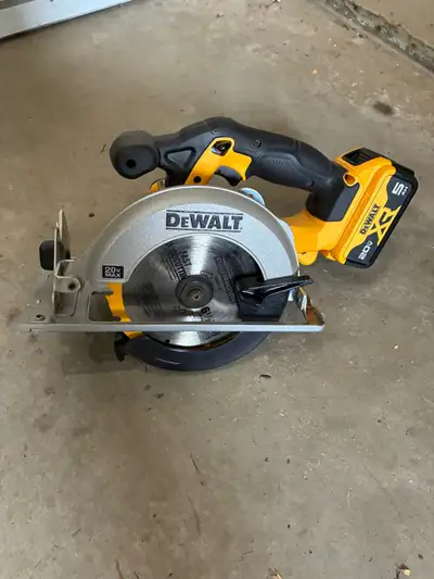 DEWALT 20V MAX XR Circular Saw, View more