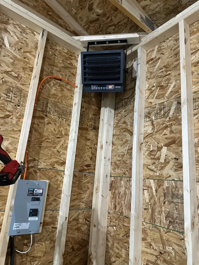 electrician408442177879418884