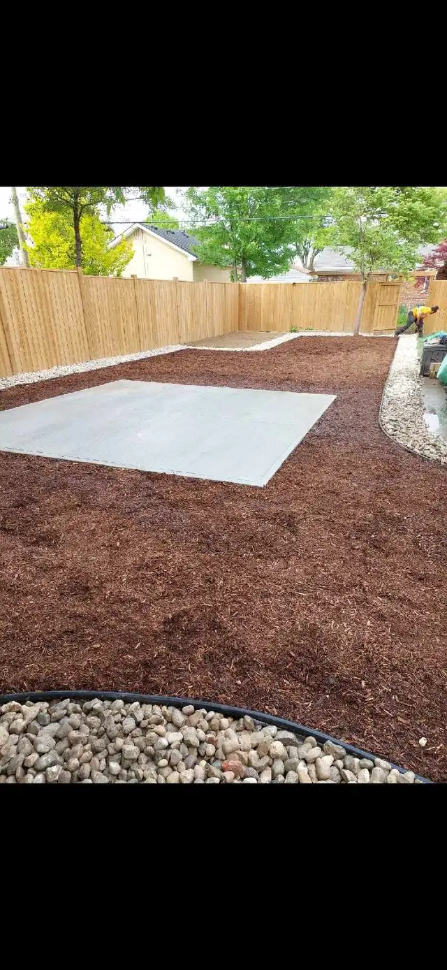 landscaping Sod lawn care trimming yard clean up loads to dump in Other in Windsor Region - Image 4