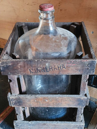Very Rare Antique Minnehaha 5 gal Spring Water Bottle and Crate
