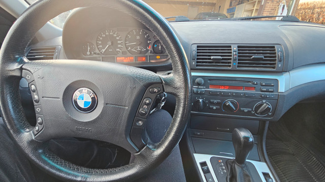2004 BMW 320i in Cars & Trucks in Calgary - Image 2