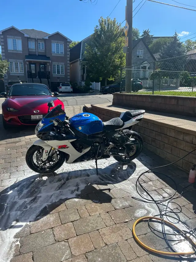 2012 Suzuki GSX-R750 (L2) in Sport Bikes in City of Toronto - Image 6