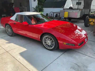 1995 corvette convertible with red hard top excellent condition plus original corvette wheels and ti...
