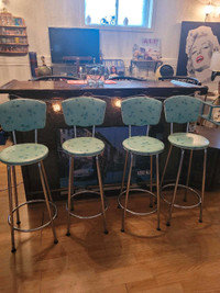Vintage Rare 50s chrome and vinyl Diner bar stools
