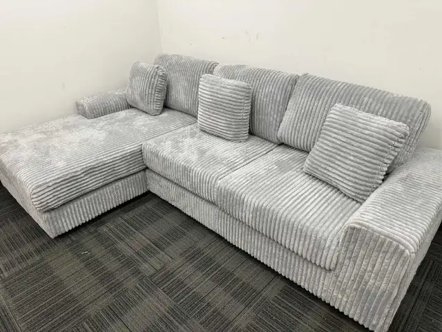 Sectional thick coudroy sofa with reversible chaise back in stoc in Couches & Futons in City of Montréal - Image 3