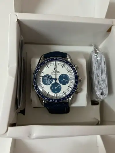 Omega Speedmaster Snoopy (Replica), View more