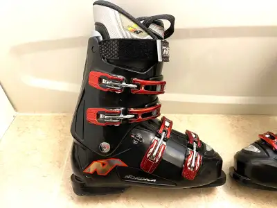 Nordica Downhill Ski Boots Size 28.5  Alpine. Bottes Ski Alpin, View more