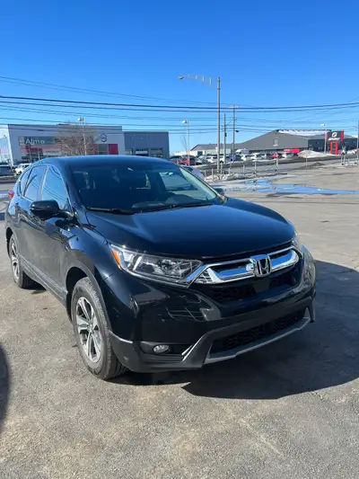 Honda Crv 2017 Ex AWD 153 000k Toit ouvrant Banc chauffant Cache bagage Tapis hiver et été Pneus été...