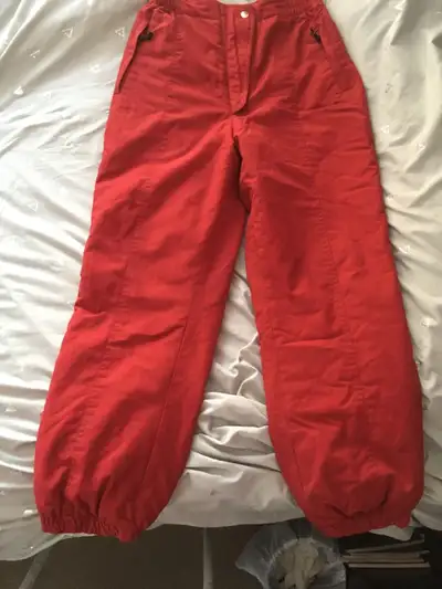 Pantalon de ski jamais porté, View more