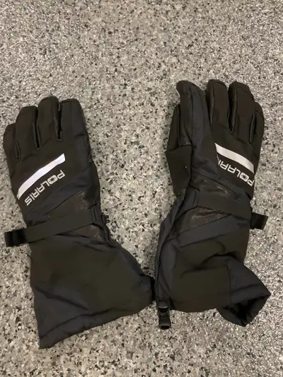 Gants de motoneige Polaris X-TEAM leather pour hommes (XL). Portés qu'une seule fois. Payés 144,99$...