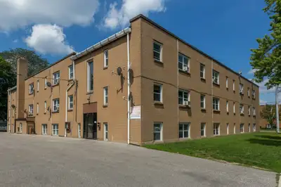 RIVERSIDE BACHELOR - EXCEPTIONAL VALUE #306, 6363 Wyandotte Street East $1,200/month - TRULY ALL-INC...