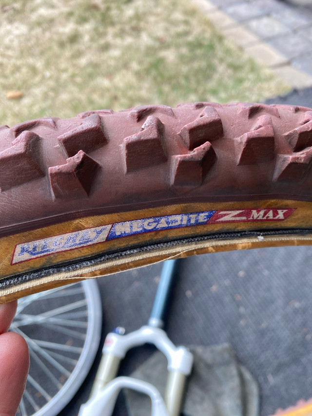 Red Ritchey Megabite tire $40 in Frames & Parts in Calgary - Image 2