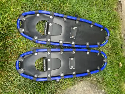 Raquettes à neige, View more