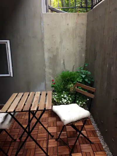 Bright & Modern 1-Bedroom Suite Near U of A