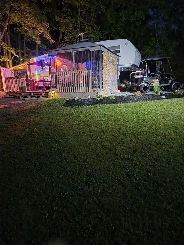 5th wheel trailer rock wood  in Travel Trailers & Campers in Kingston - Image 6