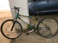 Vélo bon état/ Bike good condition