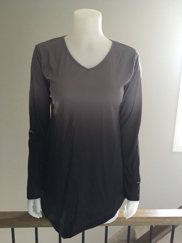 Grey & Black Ombre Long Sleeve Top in Women's - Tops & Outerwear in Kingston - Image 2