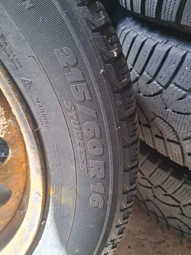 Michelin X-Ice Xi3 Winter Tires – 215/60R16, Set of 4 on Steel R in Tires & Rims in Brantford - Image 3