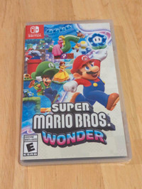 Super Mario Wonder with carrying case and game holder