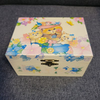 Cute cat musical jewelry box with spinning ballerina inside