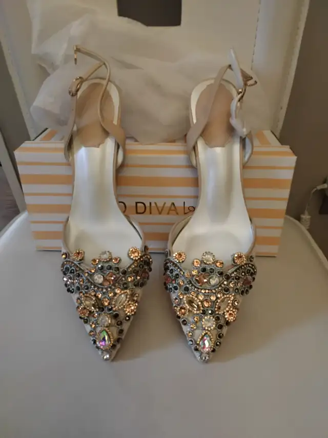 Designer woman bag new, practical beautiful in Women's - Bags & Wallets in Ottawa - Image 12