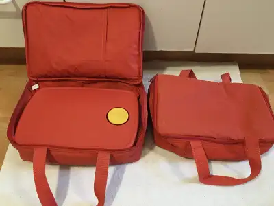 Tupperware insulated hot/cold carrier for 6 cup Rock n Serve, View more