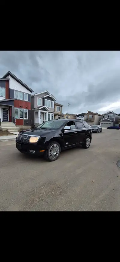 2010 Lincoln MKX Limited with Only 279,000km. We owned this vehicle since 2013 and its been very goo...