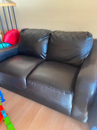 Faux leather loveseat / brown, View more
