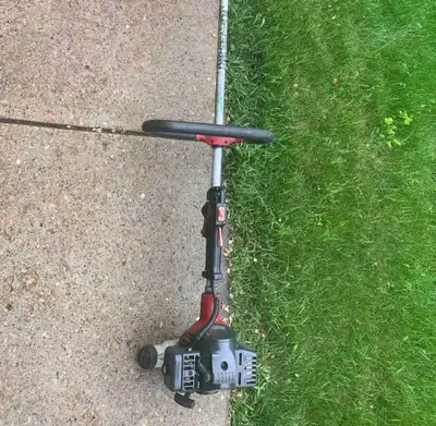  Commercial duty string trimmer